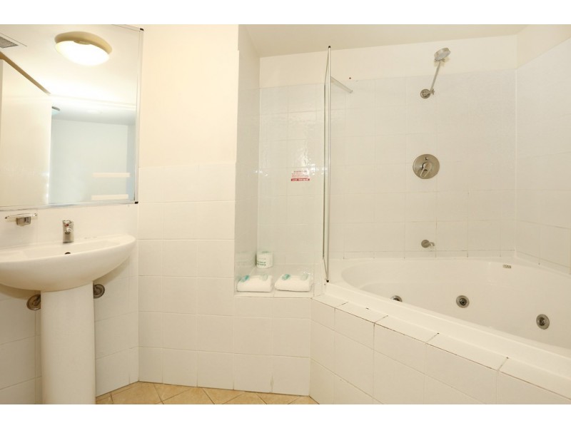 410/42 Surf Parade, Broadbeach QLD 4218