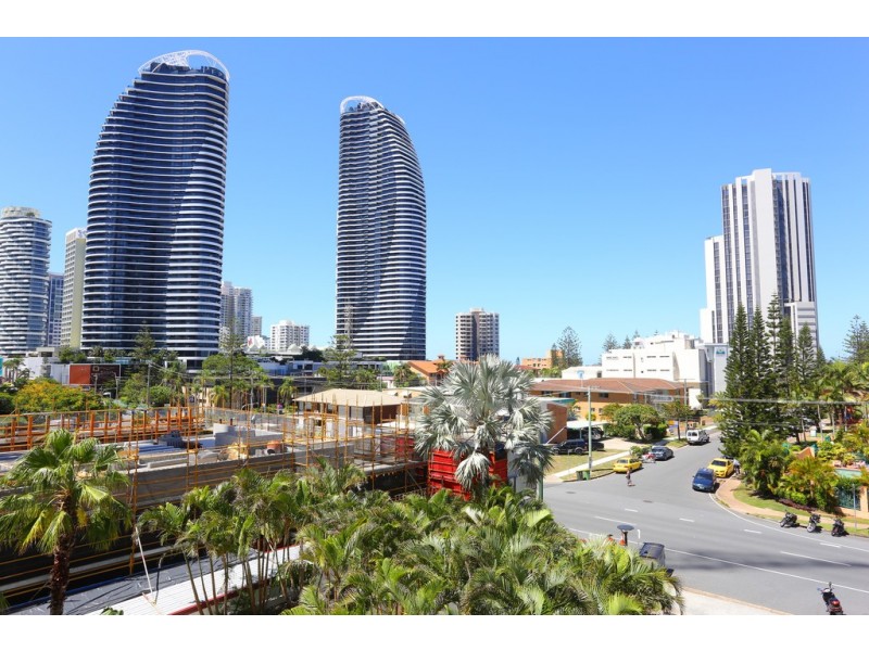 410/42 Surf Parade, Broadbeach QLD 4218