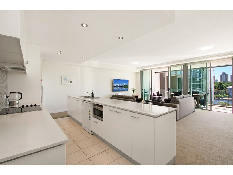 2213 ‘Freshwater Point’ 33 T E Peters Drive, Broadbeach Waters QLD 4218