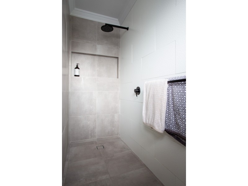 2/10 Cantwell Court, Miami QLD 4220