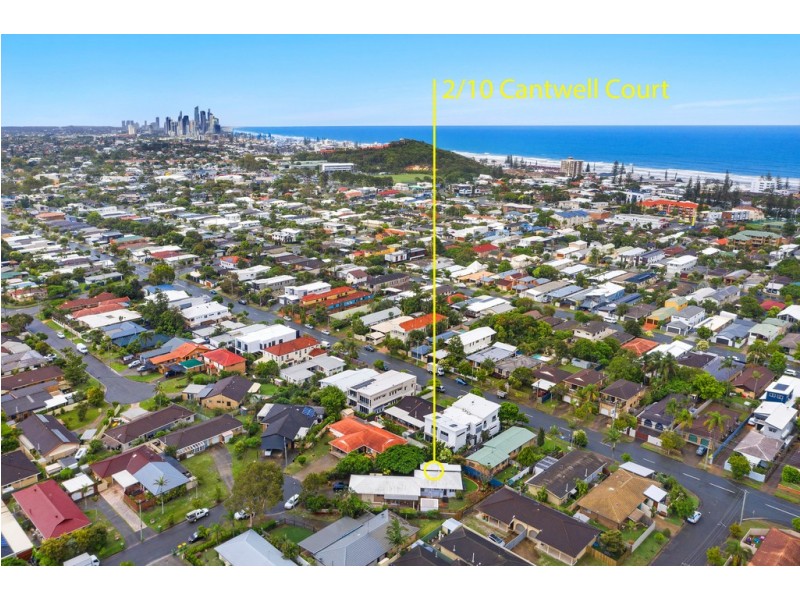 2/10 Cantwell Court, Miami QLD 4220
