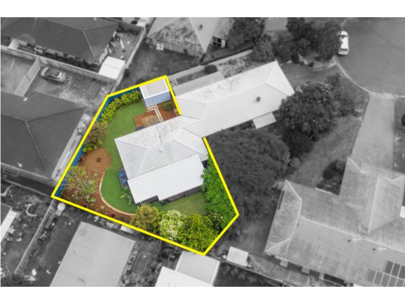 2/10 Cantwell Court, Miami QLD 4220