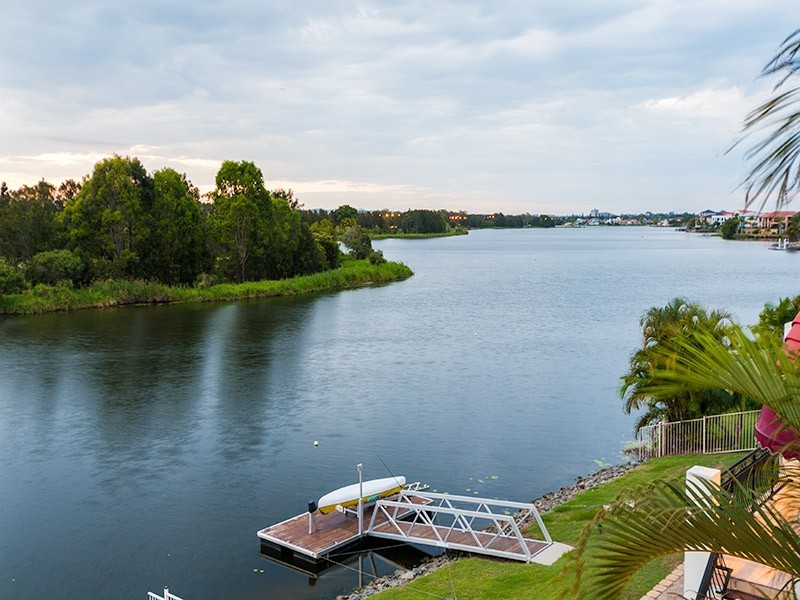 52 Martingale Circuit, Clear Island Waters QLD 4226