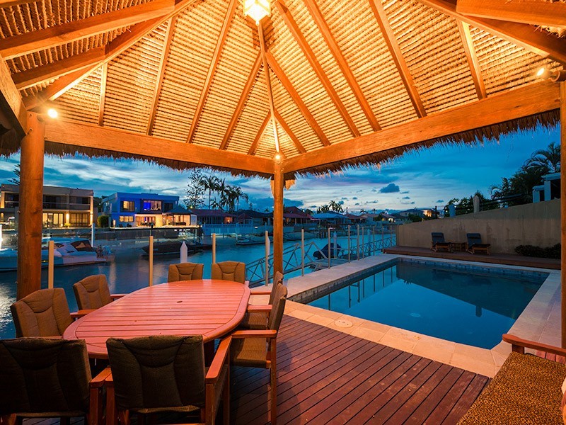 10 The Lido, Isle Of Capri QLD 4217