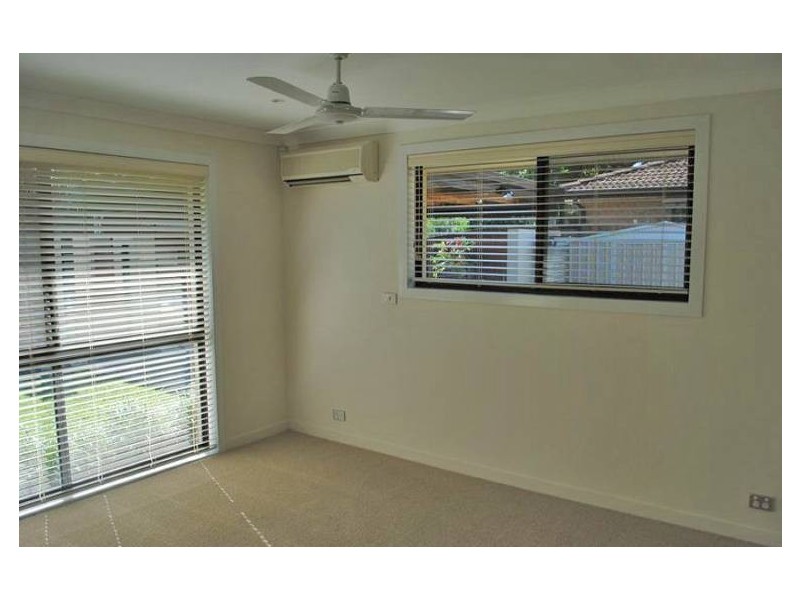 44 Wistaria Avenue, Southport QLD 4215