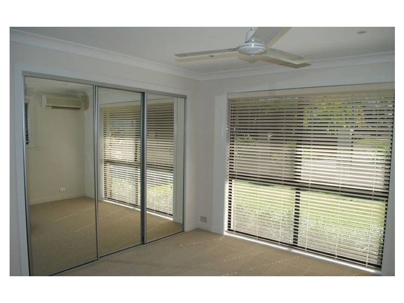 44 Wistaria Avenue, Southport QLD 4215