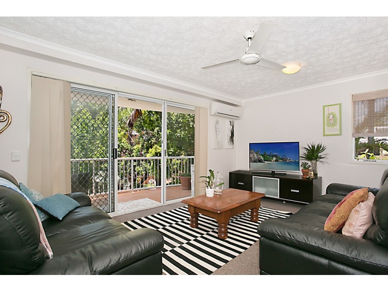 11/32 Second Avenue, Broadbeach QLD 4218