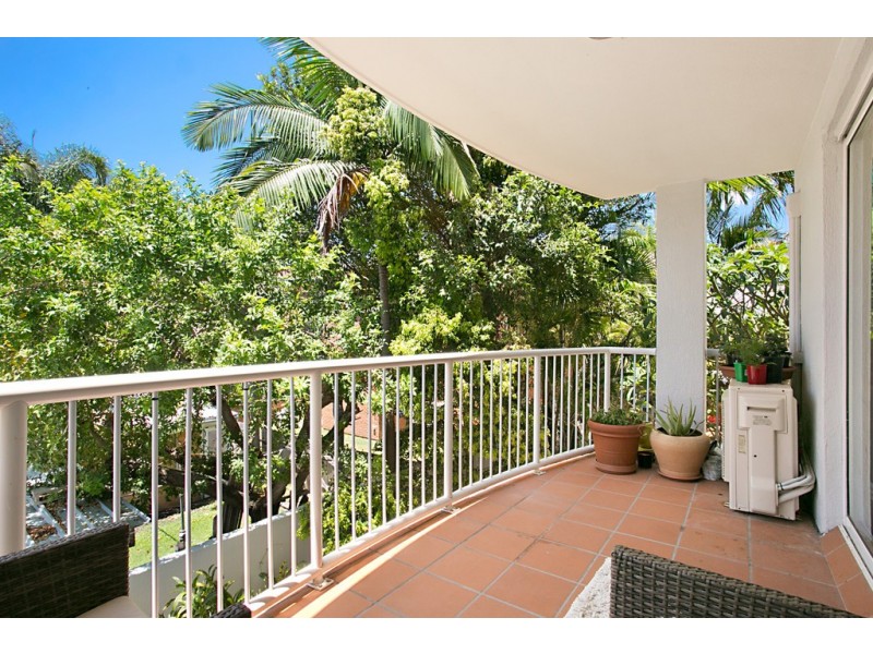11/32 Second Avenue, Broadbeach QLD 4218