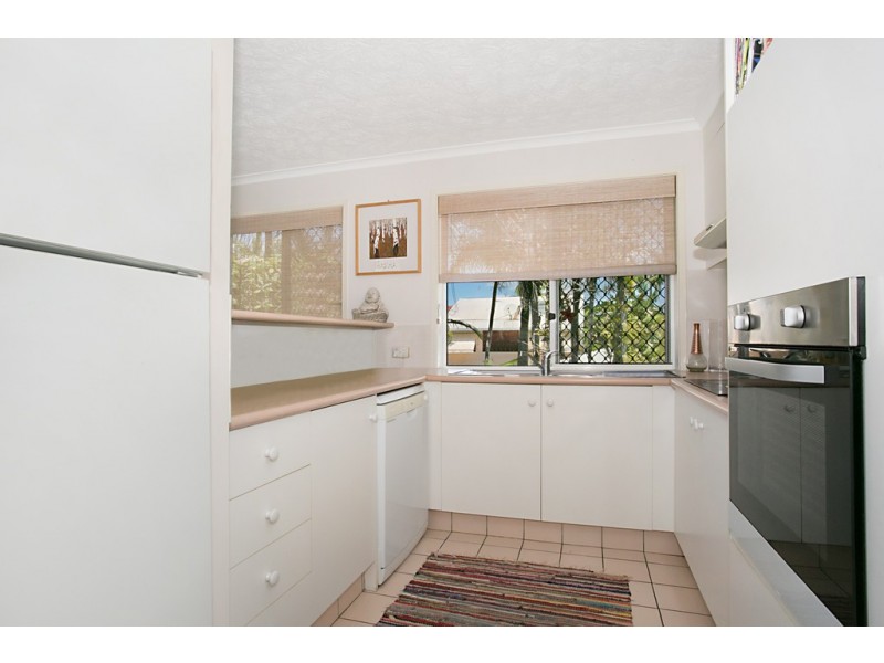 11/32 Second Avenue, Broadbeach QLD 4218