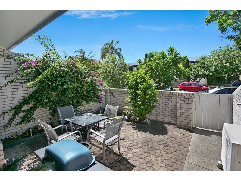 1/52 Bordeaux, Mermaid Waters QLD 4218