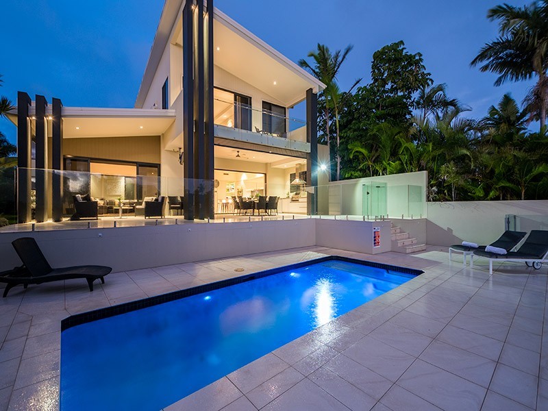 10 Clontarf Avenue, Sorrento QLD 4217