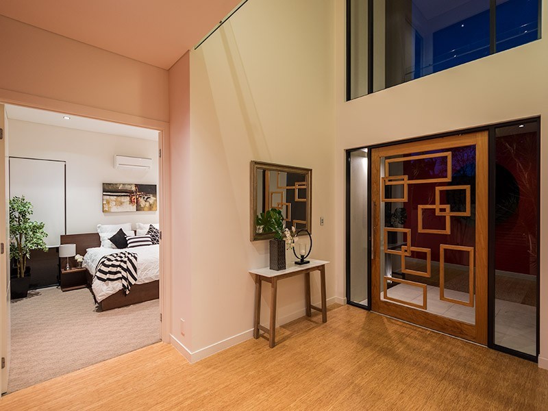 10 Clontarf Avenue, Sorrento QLD 4217