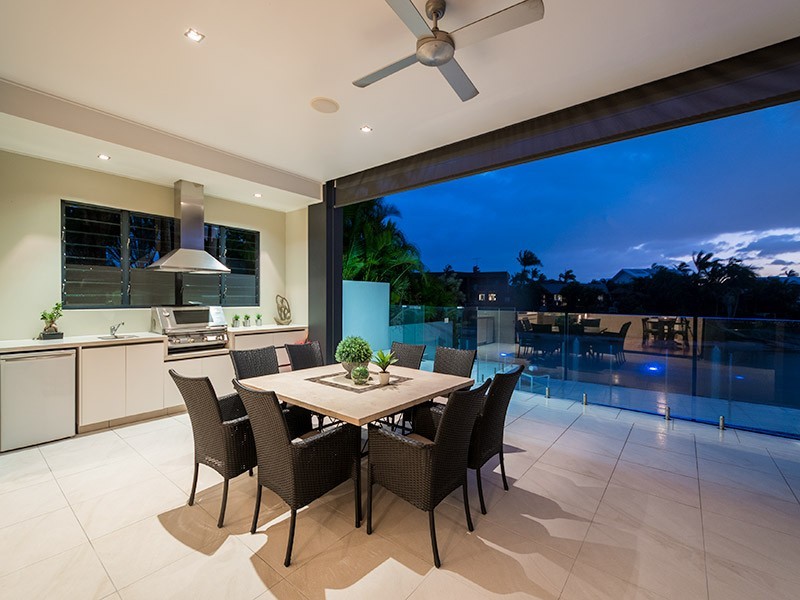 10 Clontarf Avenue, Sorrento QLD 4217