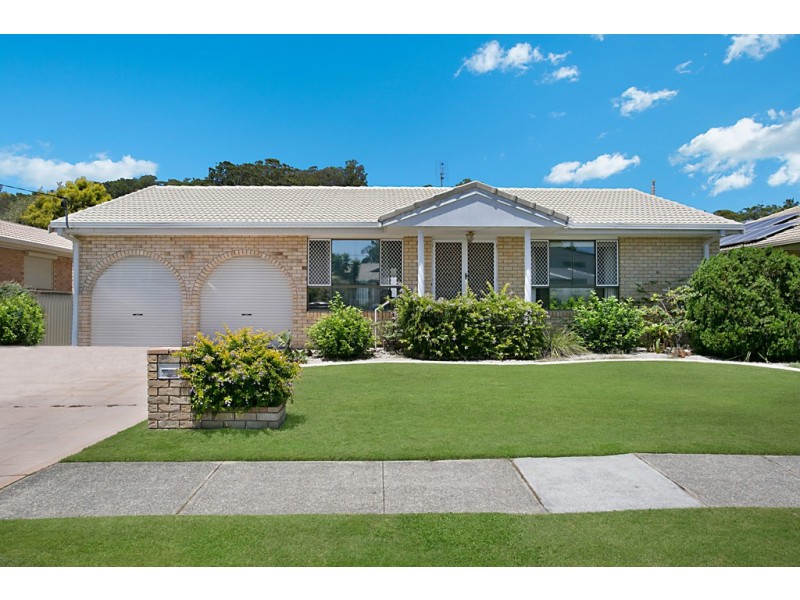 94 Acanthus Avenue, Burleigh Heads QLD 4220