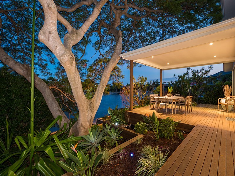 17 Blair Athol Crescent, Sorrento QLD 4217