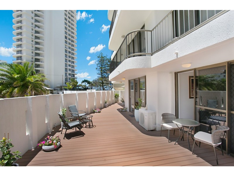 2 ‘Ocean Royale’ 4 Britannia Avenue, Broadbeach QLD 4218