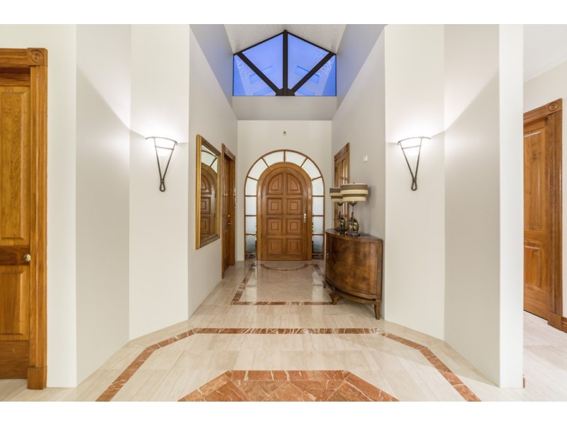 58-60 Cabana Boulevard, Benowa Waters QLD 4217