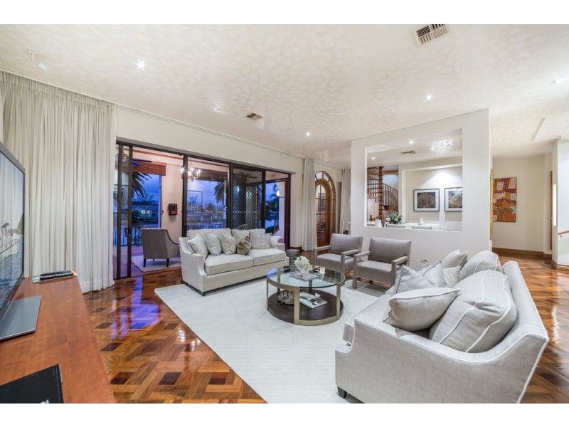 58-60 Cabana Boulevard, Benowa Waters QLD 4217