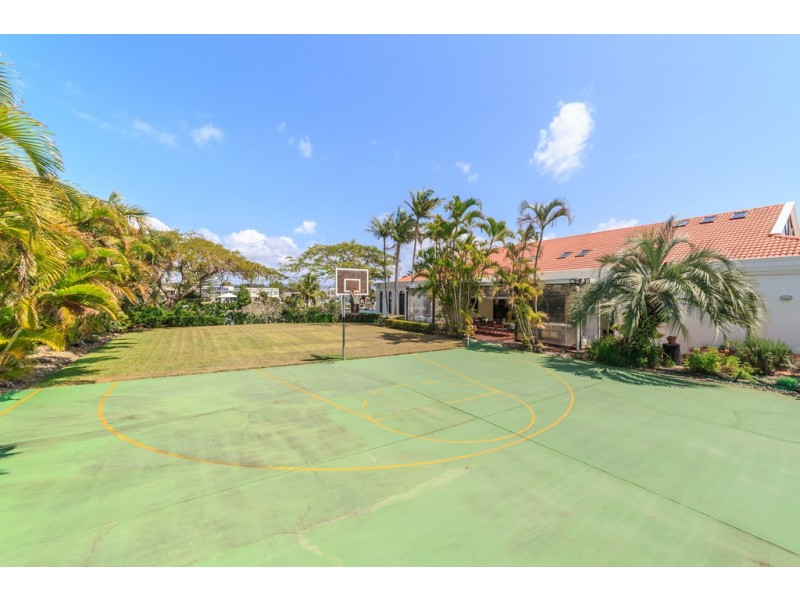 58-60 Cabana Boulevard, Benowa Waters QLD 4217