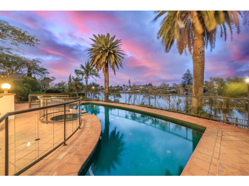 58-60 Cabana Boulevard, Benowa Waters QLD 4217