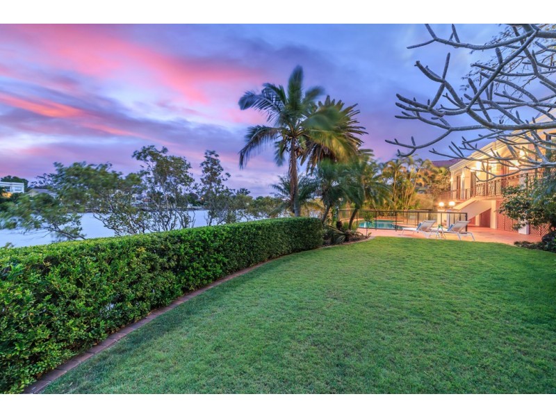 58-60 Cabana Boulevard, Benowa Waters QLD 4217