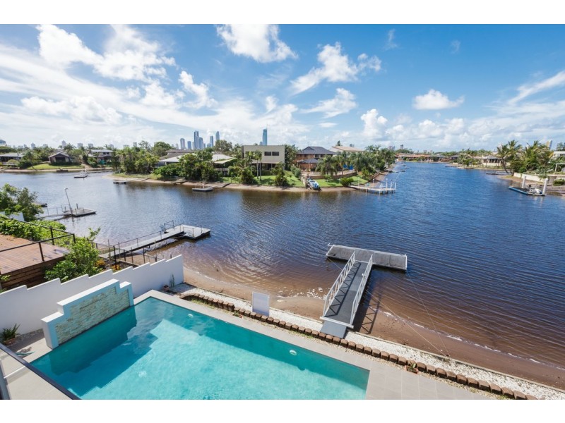 149 Campbell Street, Sorrento QLD 4217
