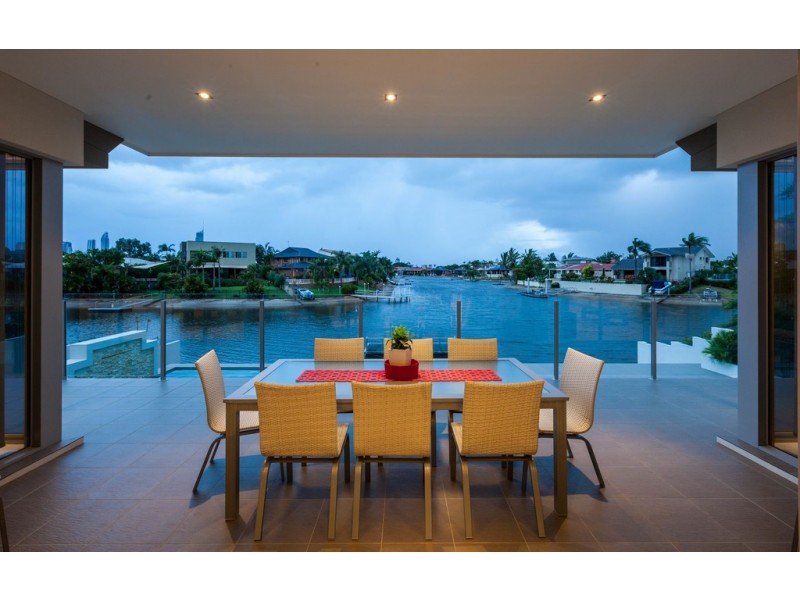 149 Campbell Street, Sorrento QLD 4217