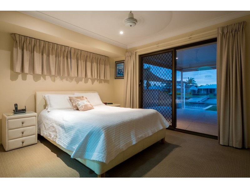 31 Walter Raleigh Cres, Hollywell QLD 4216