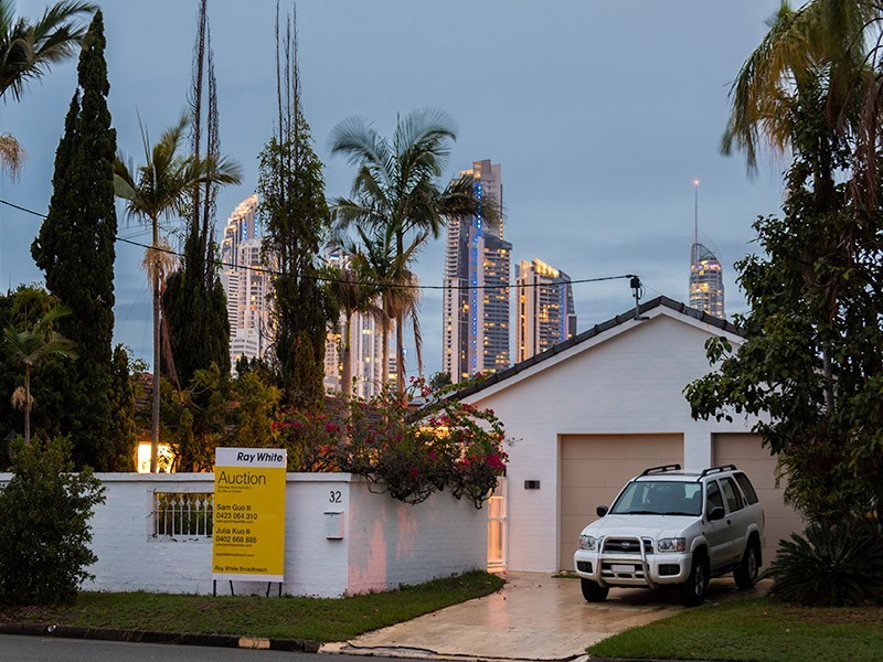 32 Southern Cross Drive, CRONIN ISLAND, Surfers Paradise QLD 4217