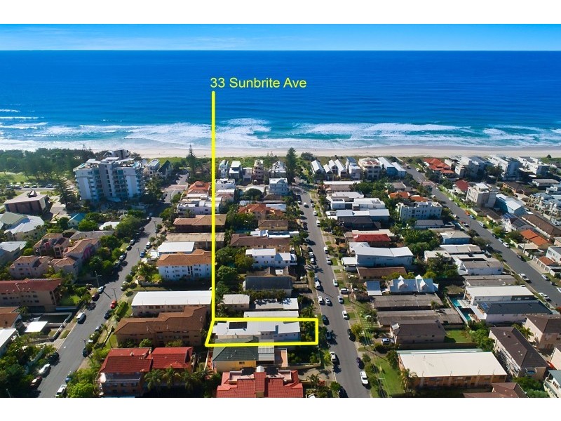 33 Sunbrite Avenue, Mermaid Beach QLD 4218
