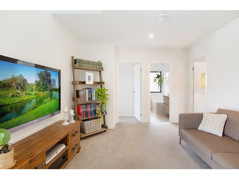 2/10 Tawarri Crescent, Burleigh Heads QLD 4220