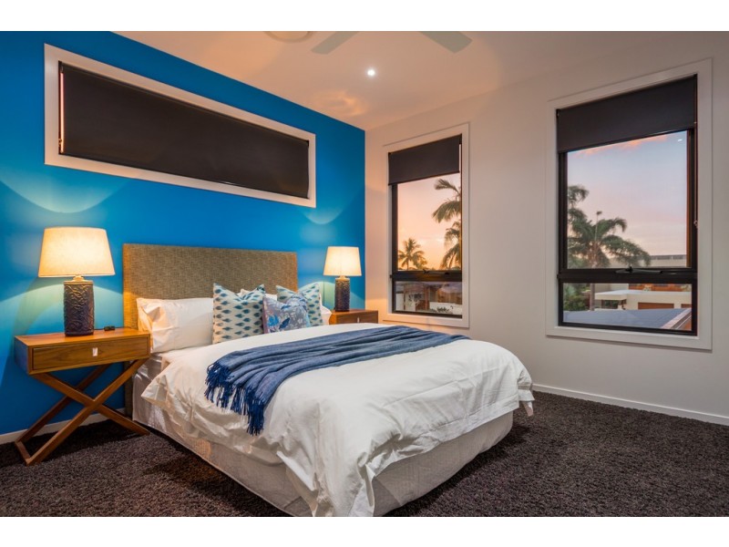 20 Boomerang Crescent, Sorrento QLD 4217