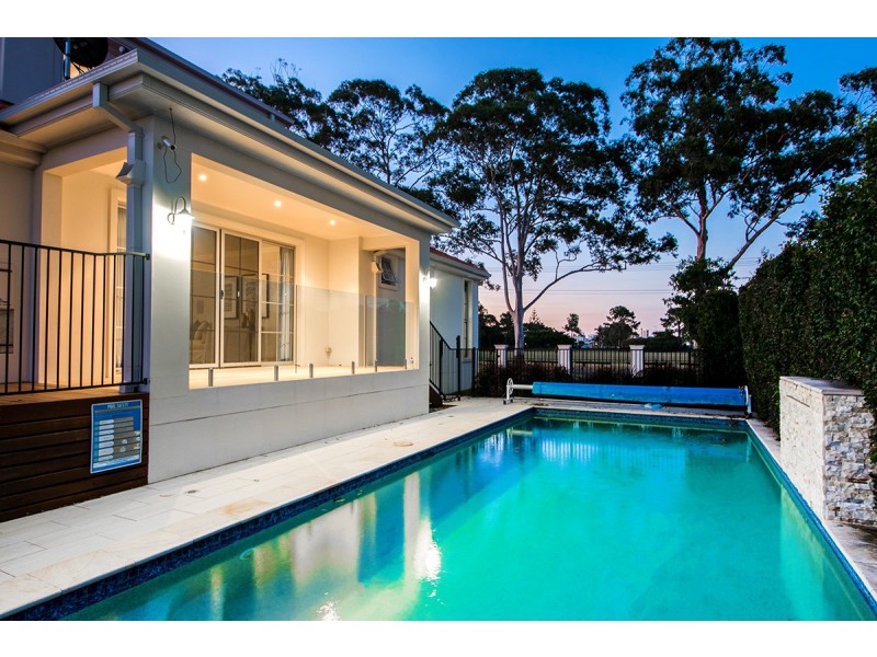 46-48 Moana Park Avenue, Broadbeach Waters QLD 4218