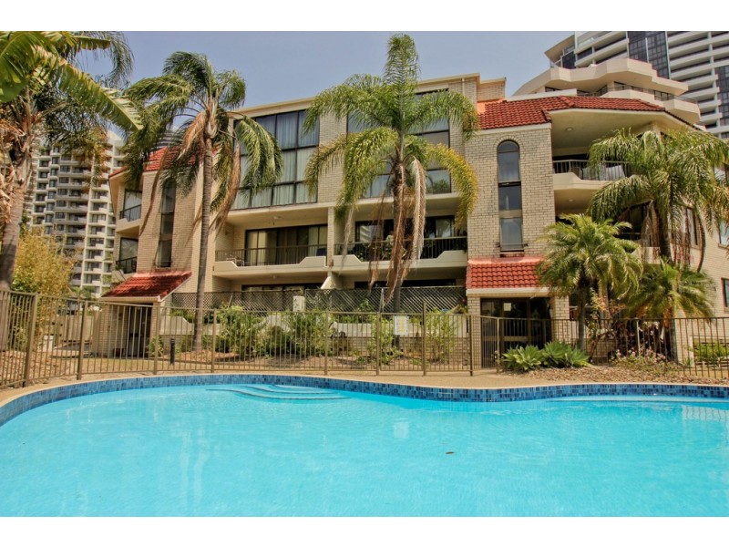 6/8 Queensland Ave, Broadbeach QLD 4218