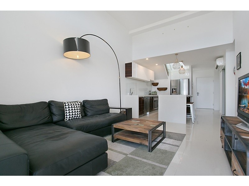 302/46-48 Peerless Avenue, Mermaid Beach QLD 4218