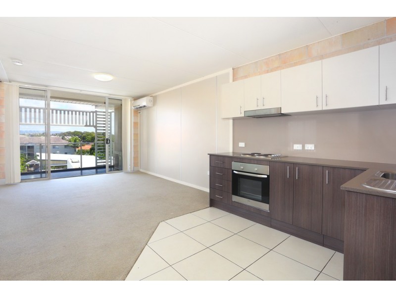 401B/96 High Street, Southport QLD 4215