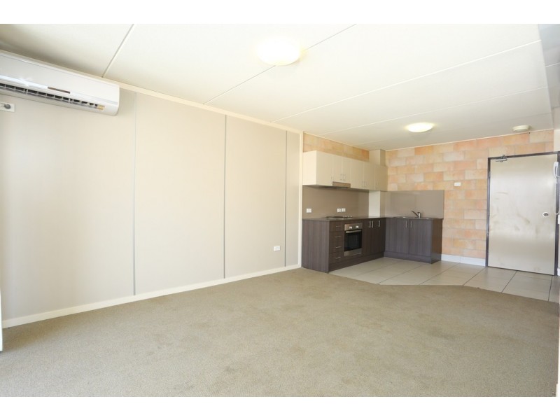 401B/96 High Street, Southport QLD 4215