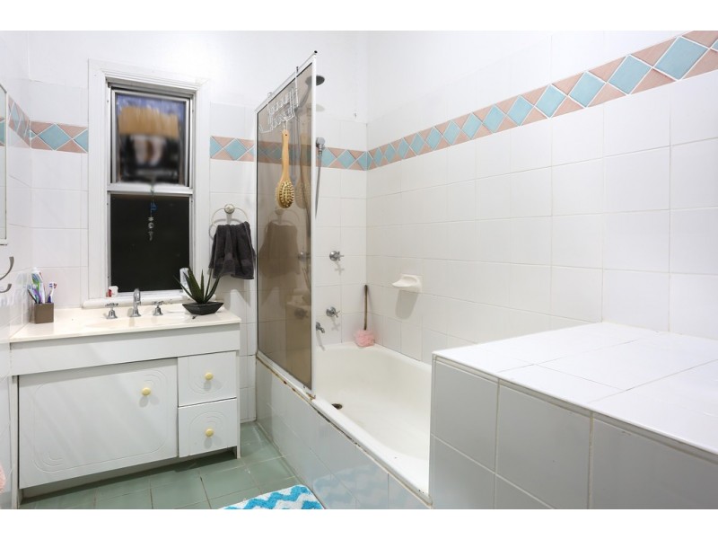 14 and 16 Ernest Street, Labrador QLD 4215