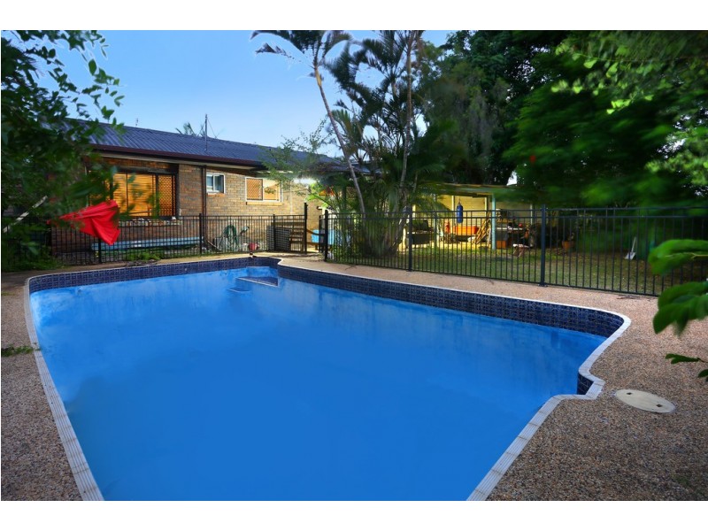 14 and 16 Ernest Street, Labrador QLD 4215