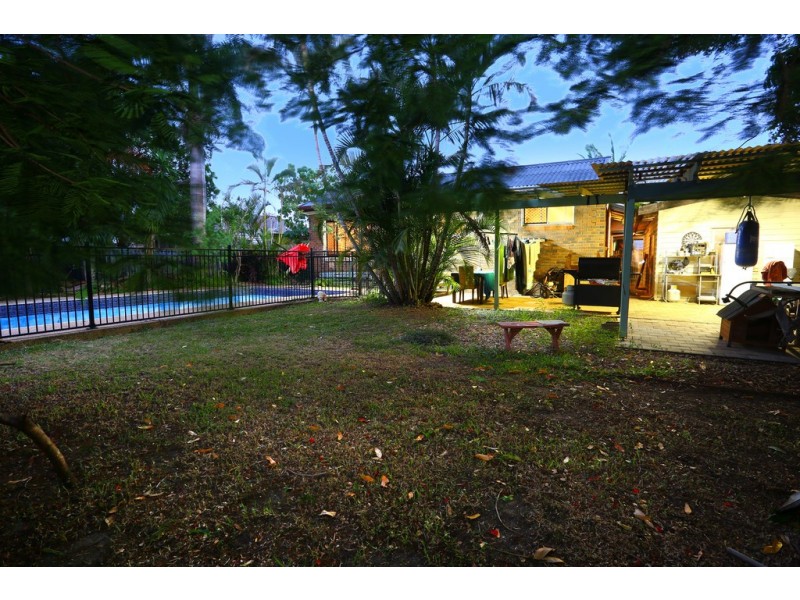 14 and 16 Ernest Street, Labrador QLD 4215