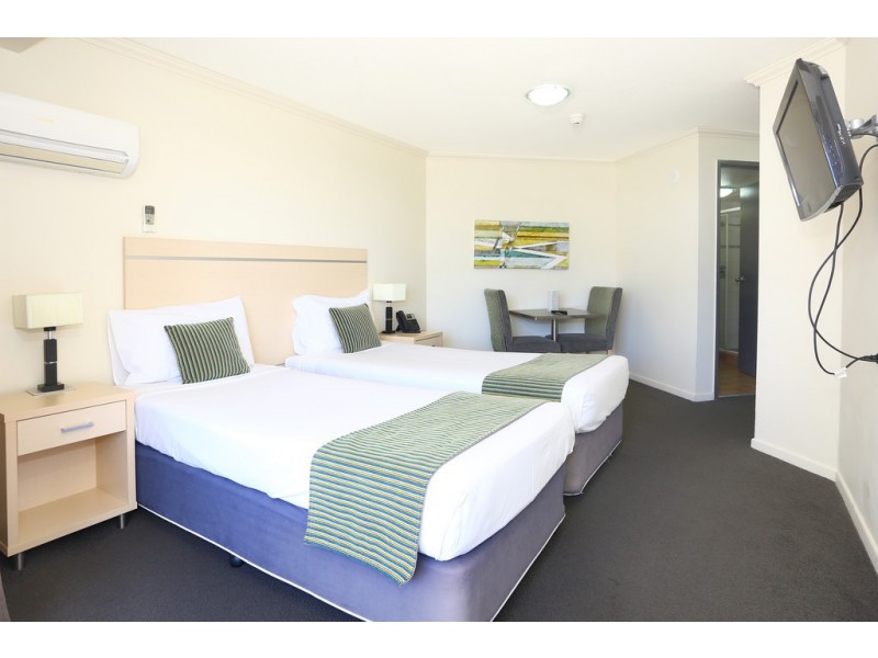 604-605/140 Ferny Ave, Surfers Paradise QLD 4217