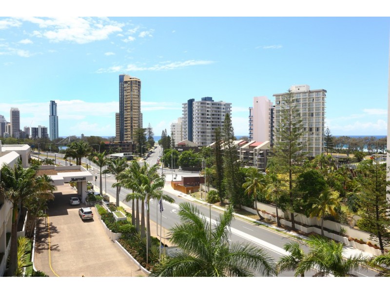 604-605/140 Ferny Ave, Surfers Paradise QLD 4217