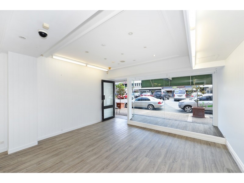 56B Thomas Drive, Chevron Island QLD 4217