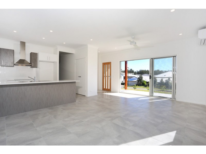 25 Winchester Cr, Pimpama QLD 4209