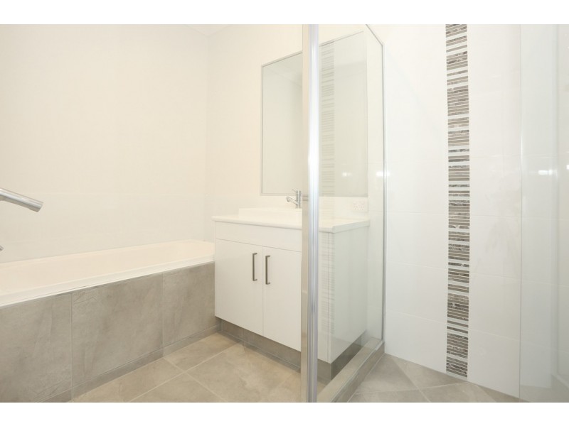 25 Winchester Cr, Pimpama QLD 4209