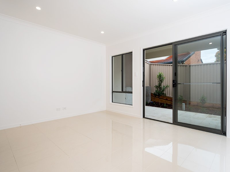 2/12 Anne Street, Southport QLD 4215