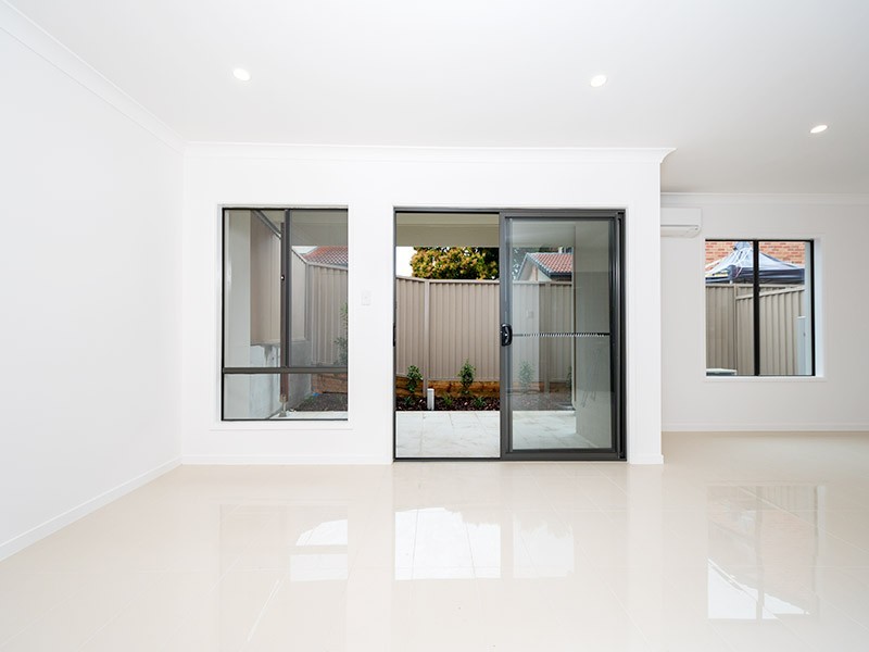 2/12 Anne Street, Southport QLD 4215