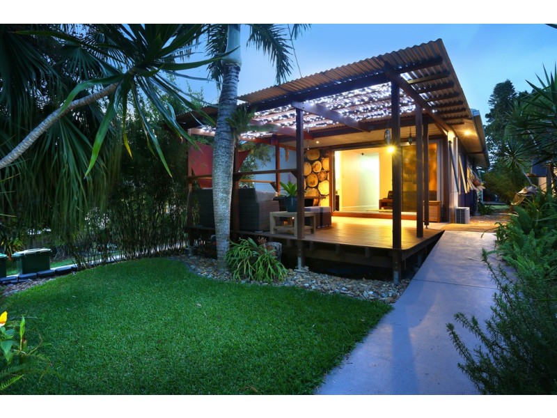 31 Bellevue Parade, Labrador QLD 4215