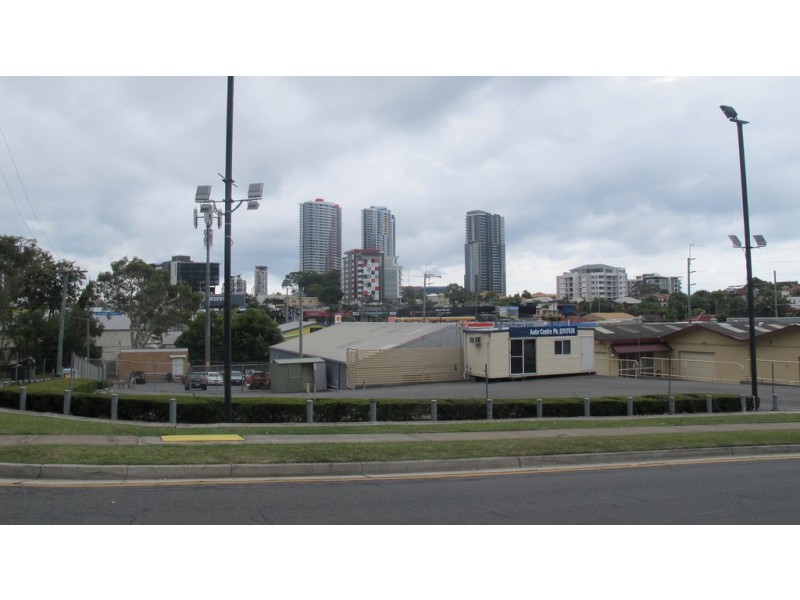 5 Allan Street, Southport QLD 4215