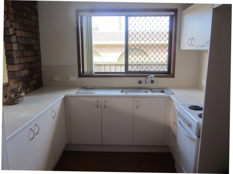 1/2 Duet Drive, Mermaid Waters QLD 4218